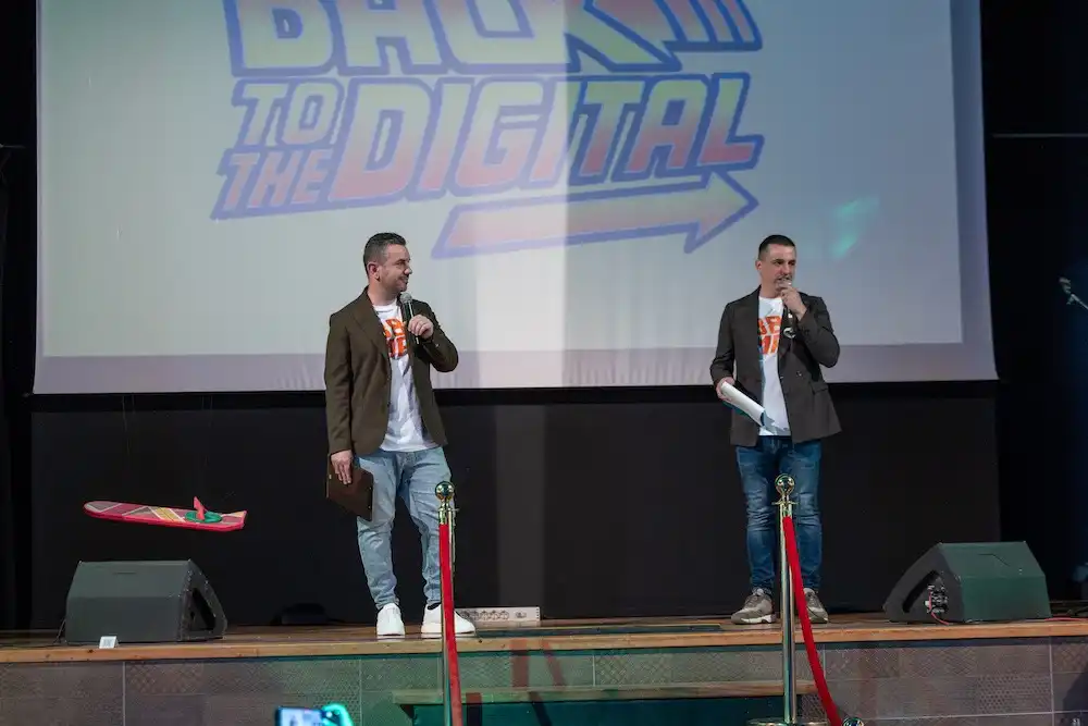 Foto di Back to The Digital