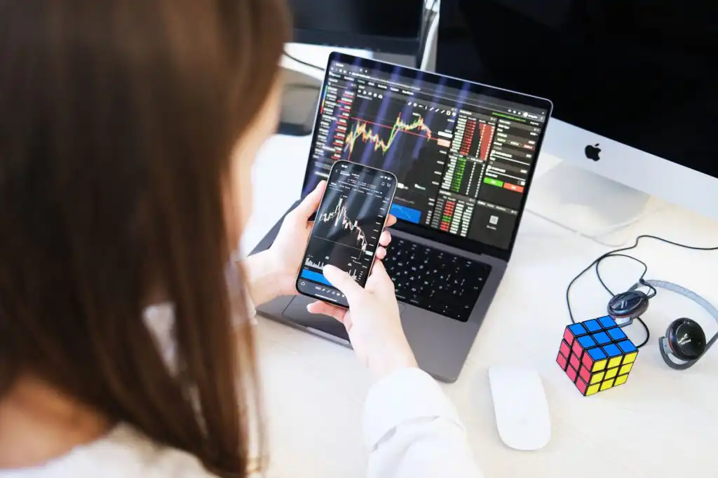 Connected Data nei CRM, davvero serve alle agenzie?